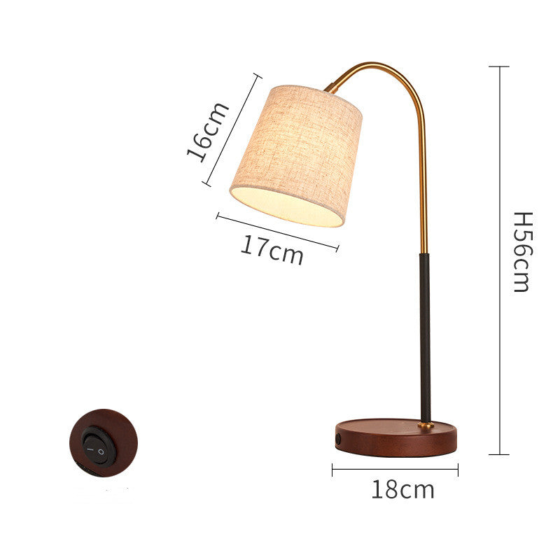 Luminária de Mesa com Carregamento para Celular - O Retalho