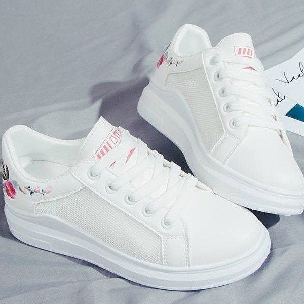Sapatos brancos femininos de rede respirável - O Retalho