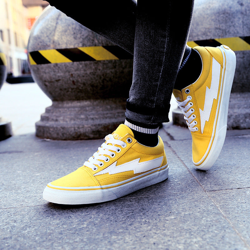 Sapatos relâmpago para homens e mulheres, modelos de casal baixos para ajudar sapatos de skate retrô de lona vulcanizada - O Retalho