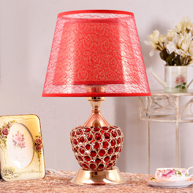 Luminária de Cabeceira para Quarto - O Retalho