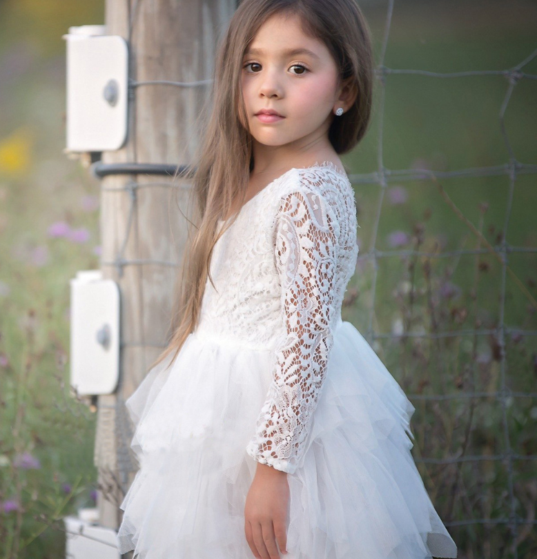 vestido de renda infantil de princesa - O Retalho