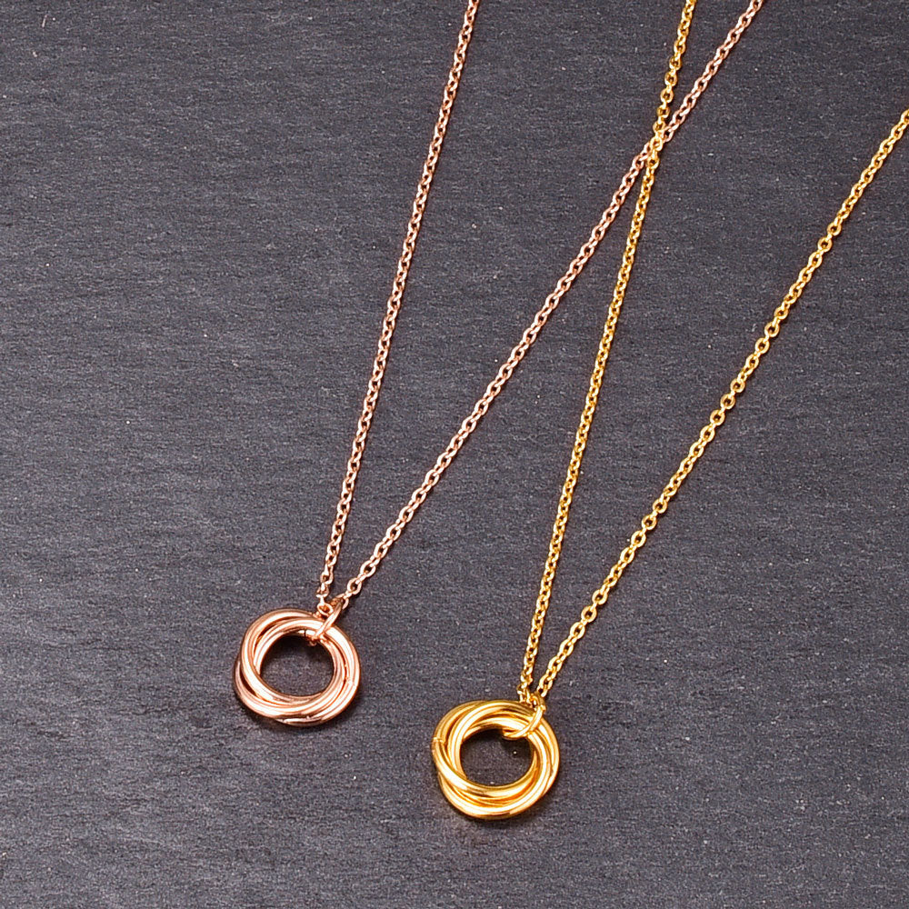 Colar Dourado de Três Anéis Para Mulheres - O Retalho