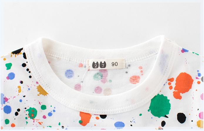 Camiseta para meninos chapiscada com cores variadas - O Retalho