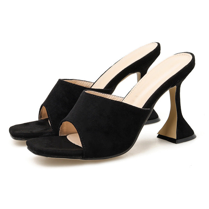 Chinelo de Salto Alto para Mulheres - O Retalho