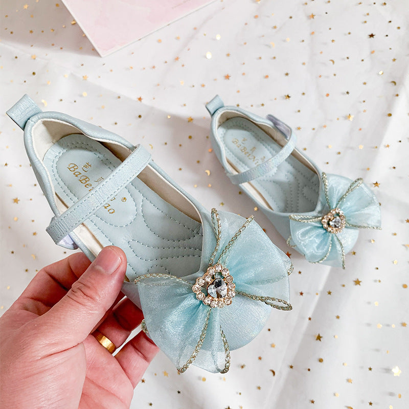 Sapatos para Meninas com Elegância e Conforto com Laço - O Retalho