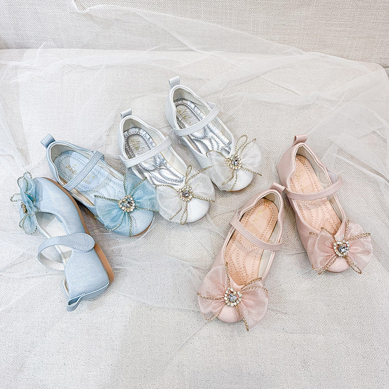 Sapatos para Meninas com Elegância e Conforto com Laço - O Retalho