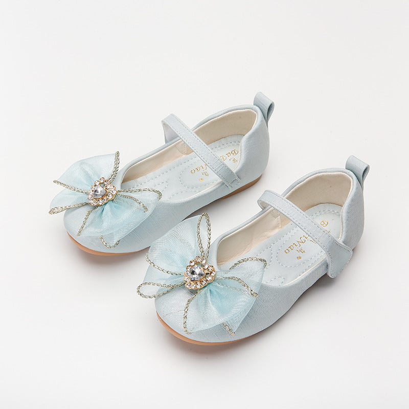Sapatos para Meninas com Elegância e Conforto com Laço - O Retalho