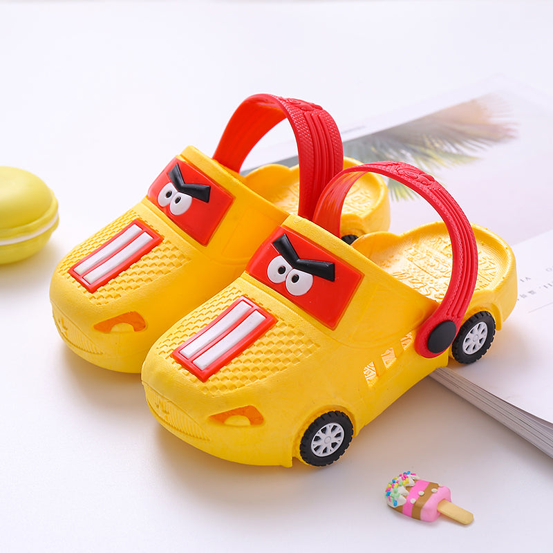 Chinelos Infantis de Verão com Desenhos de Carros - O Retalho