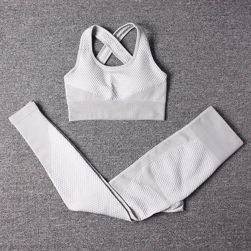 Conjunto de Roupas de Yoga para Mulheres: Elegância, Conforto e Desempenho nos Seus Treinos - O Retalho