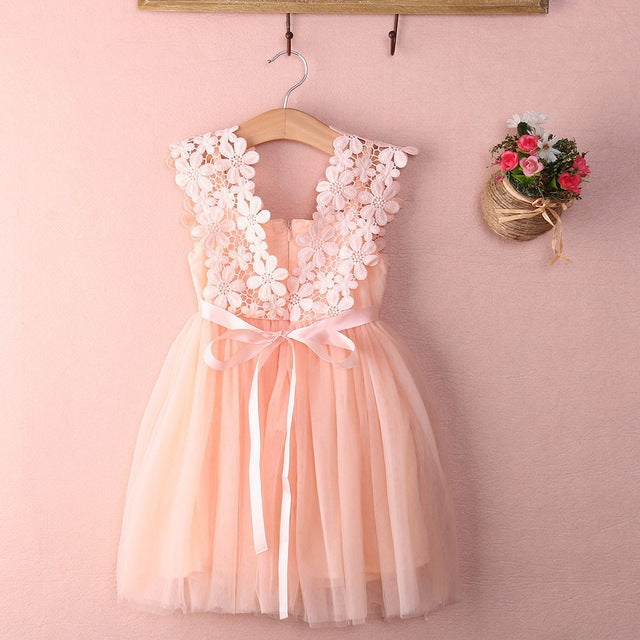 Vestidos lindos e de alta qualidade para meninas - O Retalho