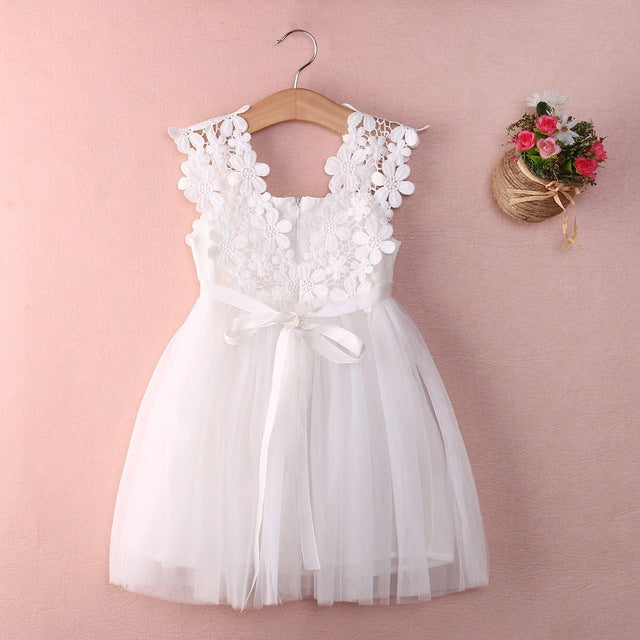 Vestidos lindos e de alta qualidade para meninas - O Retalho
