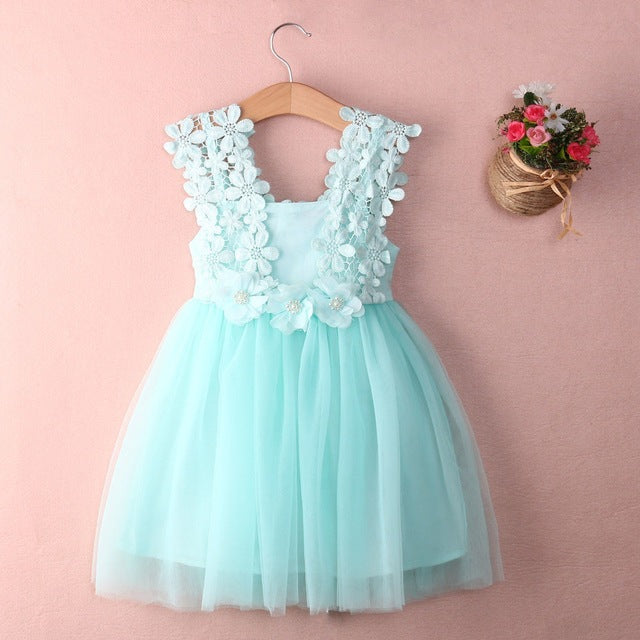 Vestidos lindos e de alta qualidade para meninas - O Retalho