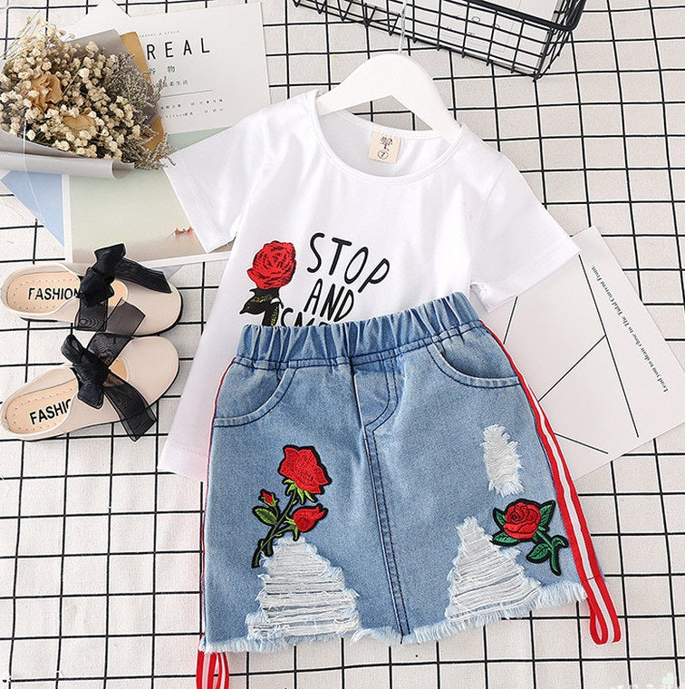 Roupas infantis para meninas camiseta branca, saia jeans - O Retalho