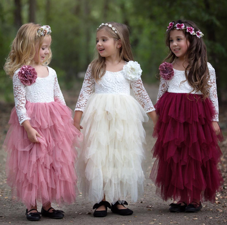 vestido de renda infantil de princesa - O Retalho