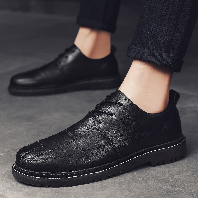 Sapatos pretos de couro para homem - O Retalho