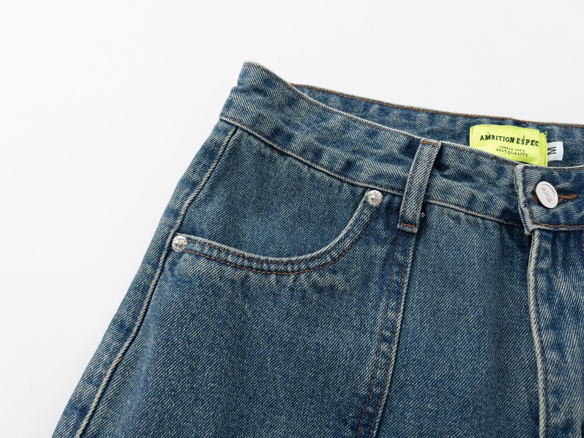 Calças jeans de perna reta com bolso de carga - O Retalho