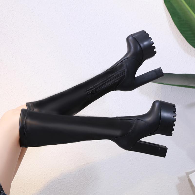 Botas Acima do Joelho para Mulheres - O Retalho