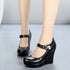 Sapatos femininos de salto alto - O Retalho