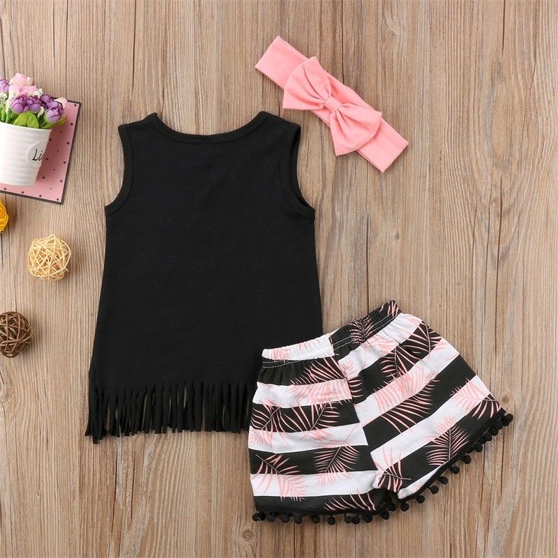 Shorts com bainha estampada com franjas e blusa infantil - O Retalho