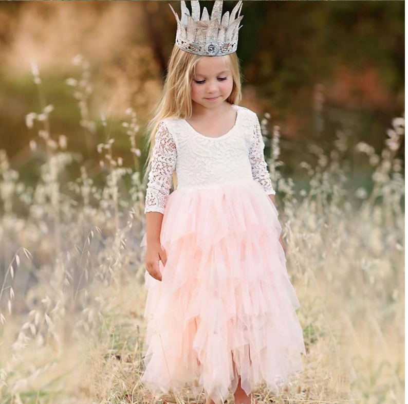 vestido de renda infantil de princesa - O Retalho