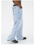 Calça jeans azul claro com barra desfiada e modelagem solta - O Retalho
