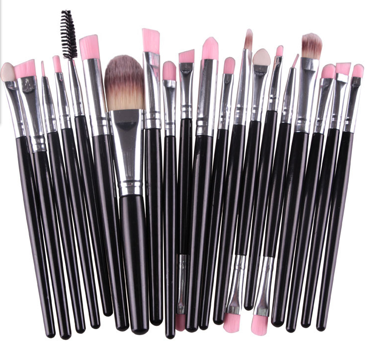 Conjunto de pincéis de maquiagem: pincel para pó solto, pincel de blush e pincel de sombra. - O Retalho