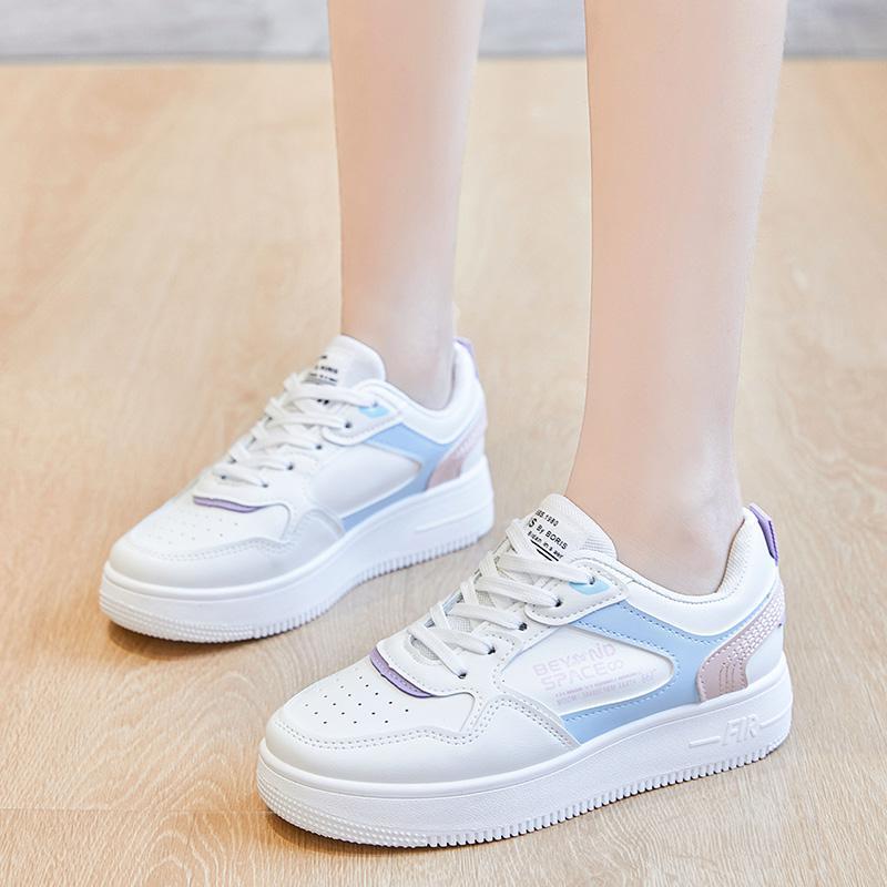 Sapatos Esportivos para mulheres - O Retalho