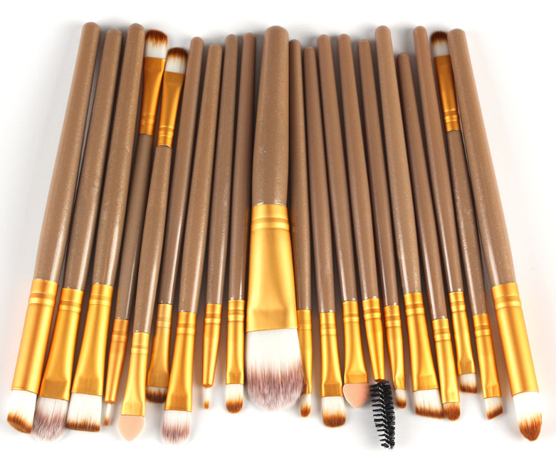 Conjunto de pincéis de maquiagem: pincel para pó solto, pincel de blush e pincel de sombra. - O Retalho