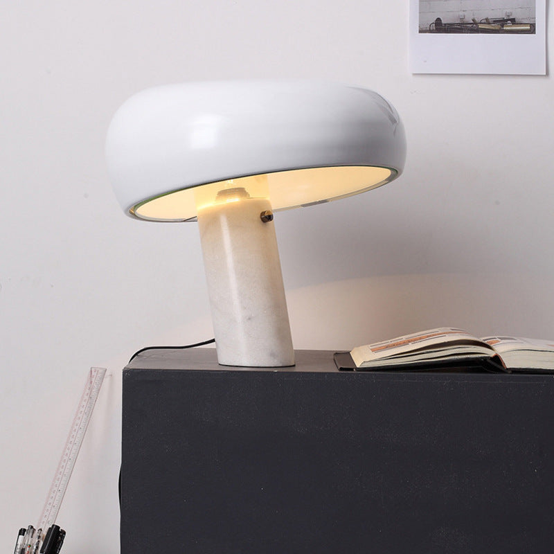 Luminária de Mesa para Quarto Iluminação Aconchegante - O Retalho
