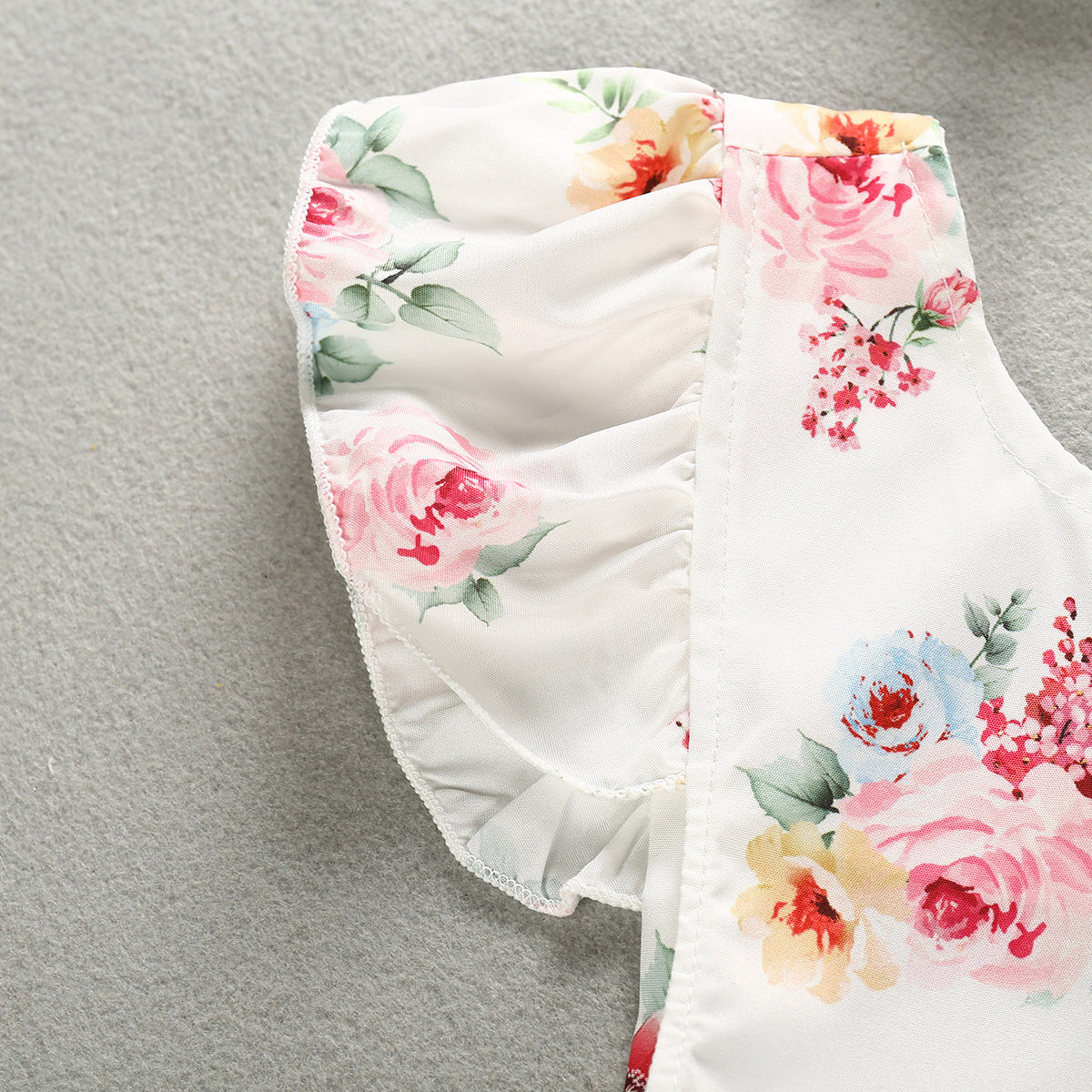 Roupa de Bebê Menina Floral para o Verão - O Retalho