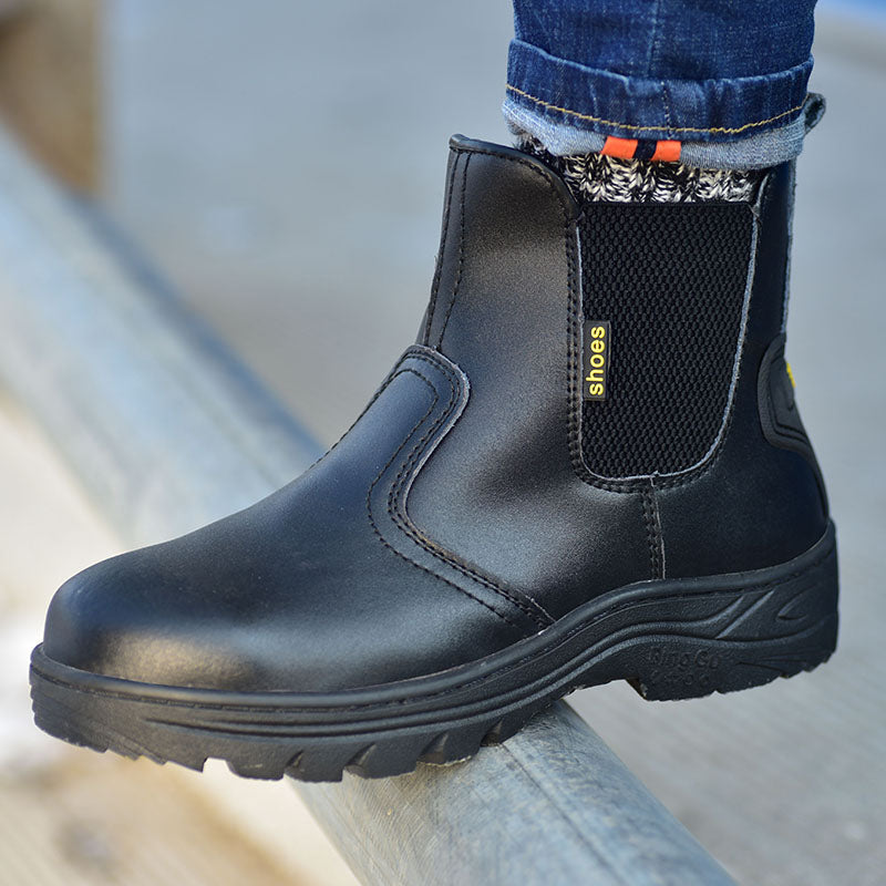 Botas masculinas adequadas para usar em obras - O Retalho