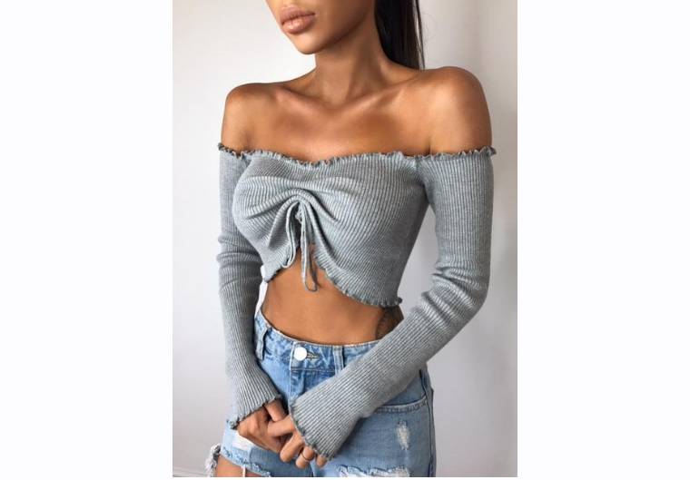 Blusa Feminina de Mangas Longas - O Retalho