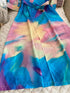 Vestido estampado com mangas compridas e decote em V. - O Retalho