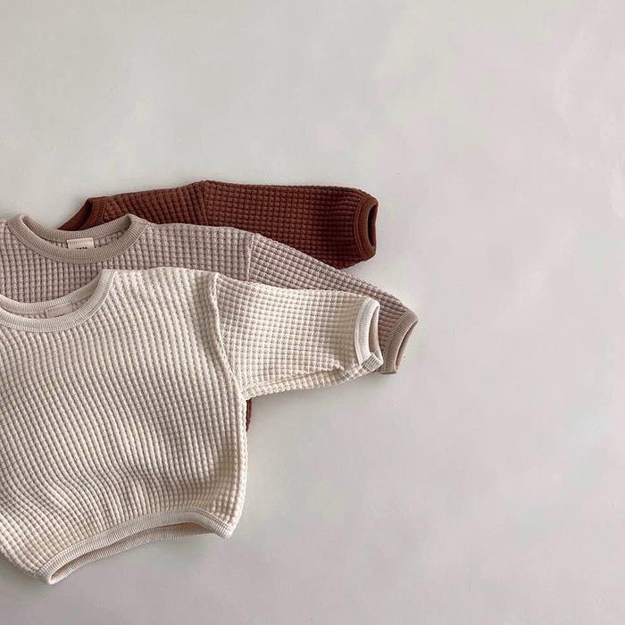 Camiseta solta com waffle simples para crianças - O Retalho