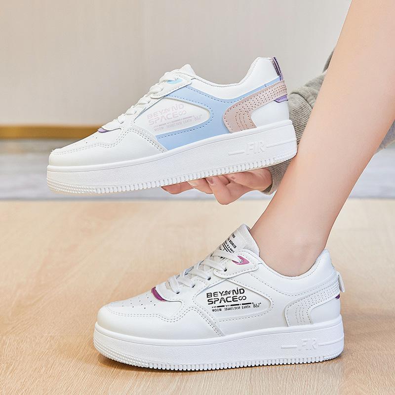Sapatos Esportivos para mulheres - O Retalho