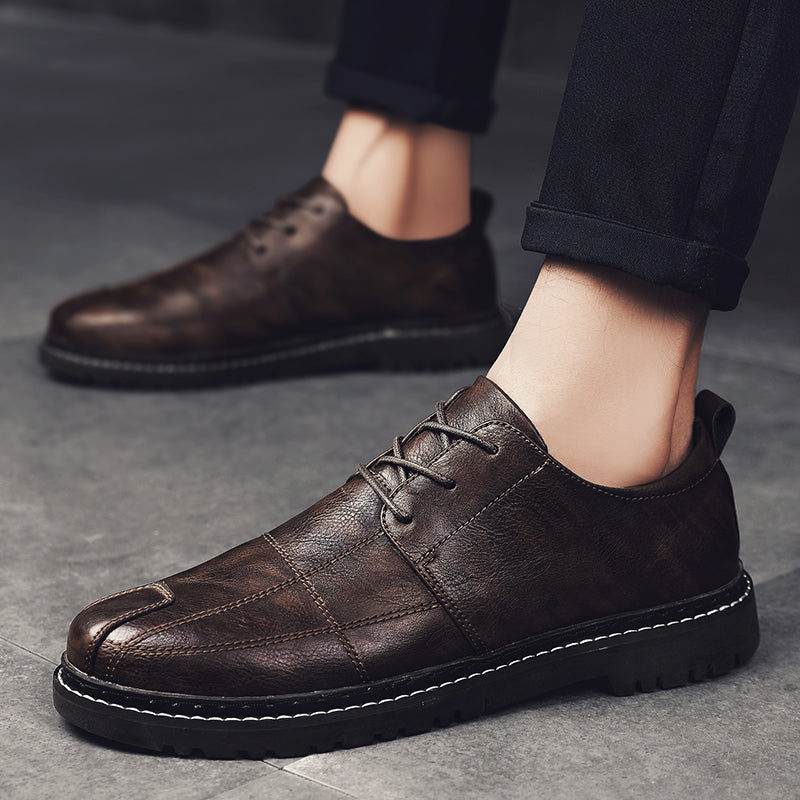 Sapatos pretos de couro para homem - O Retalho
