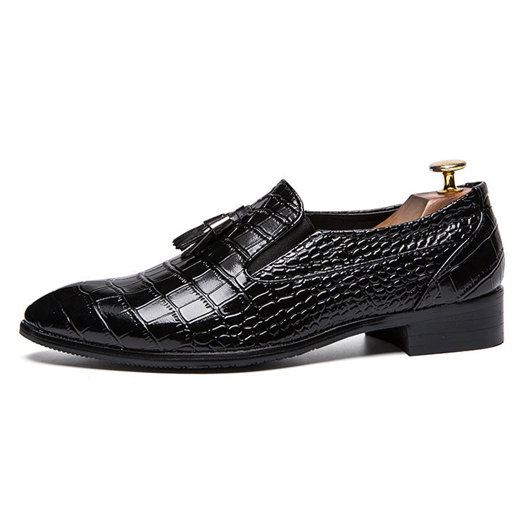 Sapatos de couro pontudos para homem - O Retalho