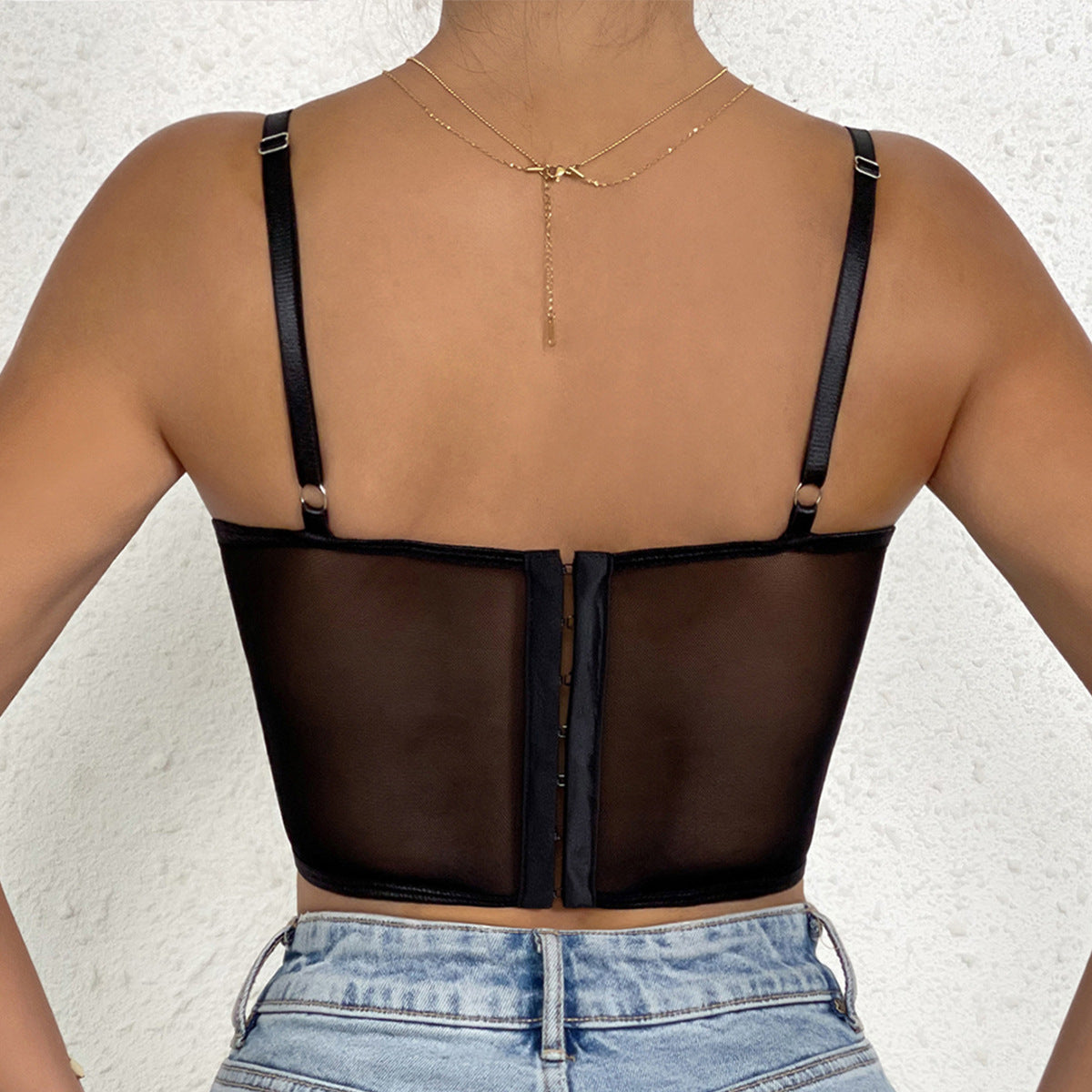 Crop top de renda com estampa floral bordado - O Retalho