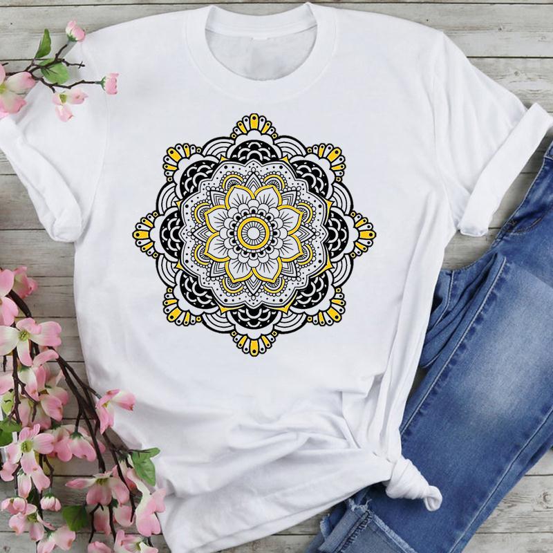 Camiseta com estampa gola redonda - O Retalho