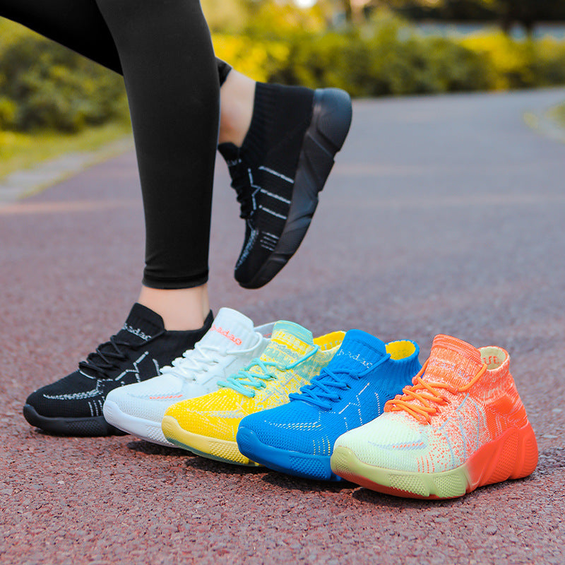 Sapatos de ginástica para homens e mulheres - O Retalho
