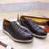 Sapatos artesanais em relevo com padrão de moda para homens - O Retalho