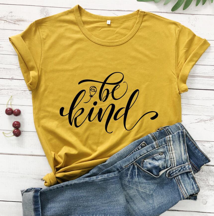 Camiseta manga curta estilo Europeu - O Retalho