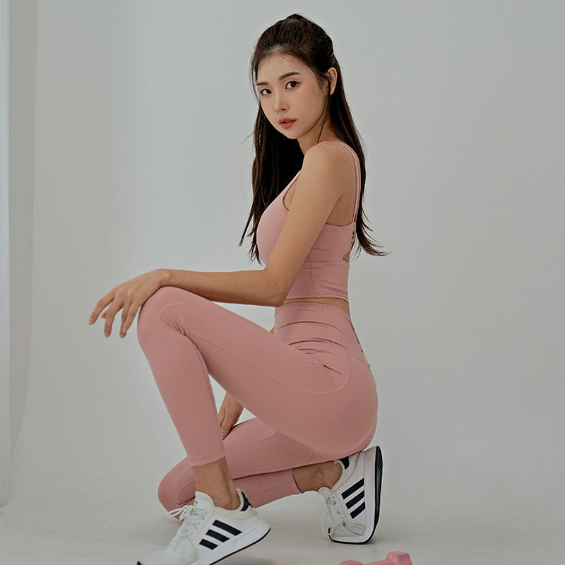 Conjunto de Roupas Íntimas Esportivas para Mulheres: Elegância e Desempenho para Suas Atividades Físicas - O Retalho