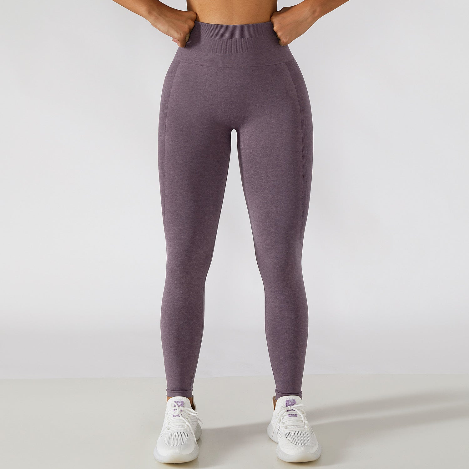 Leggings Esportivas Cintura Alta - Elevando Seu Estilo nos Treinos - O Retalho