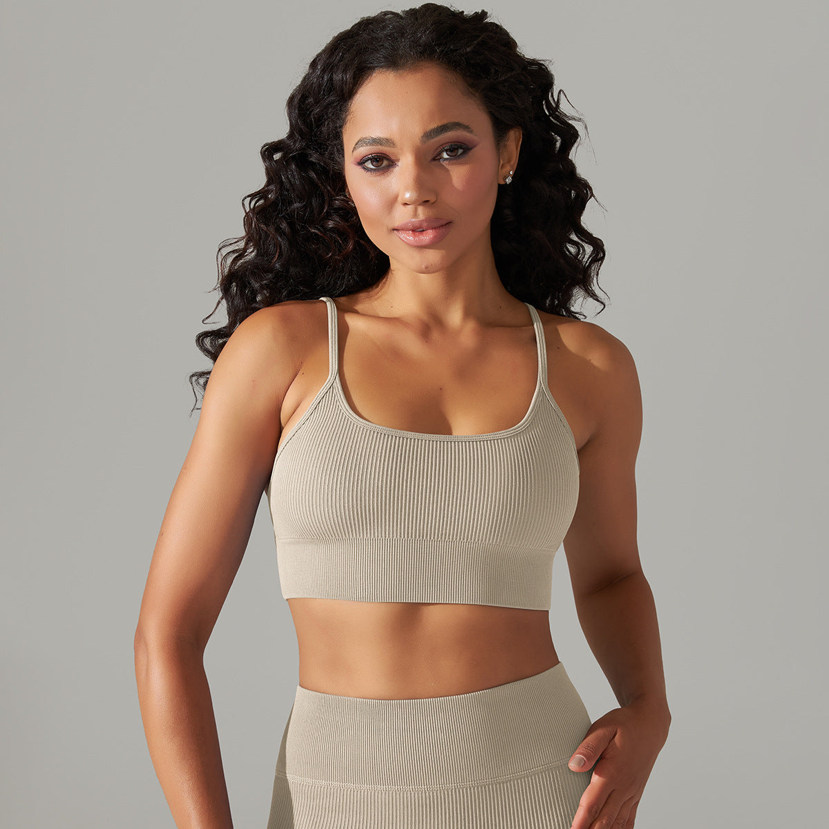 Conjunto de Roupas de Yoga Sem Costuras com Cintura Alta para Mulheres - Estilo e Conforto em Harmonia - O Retalho