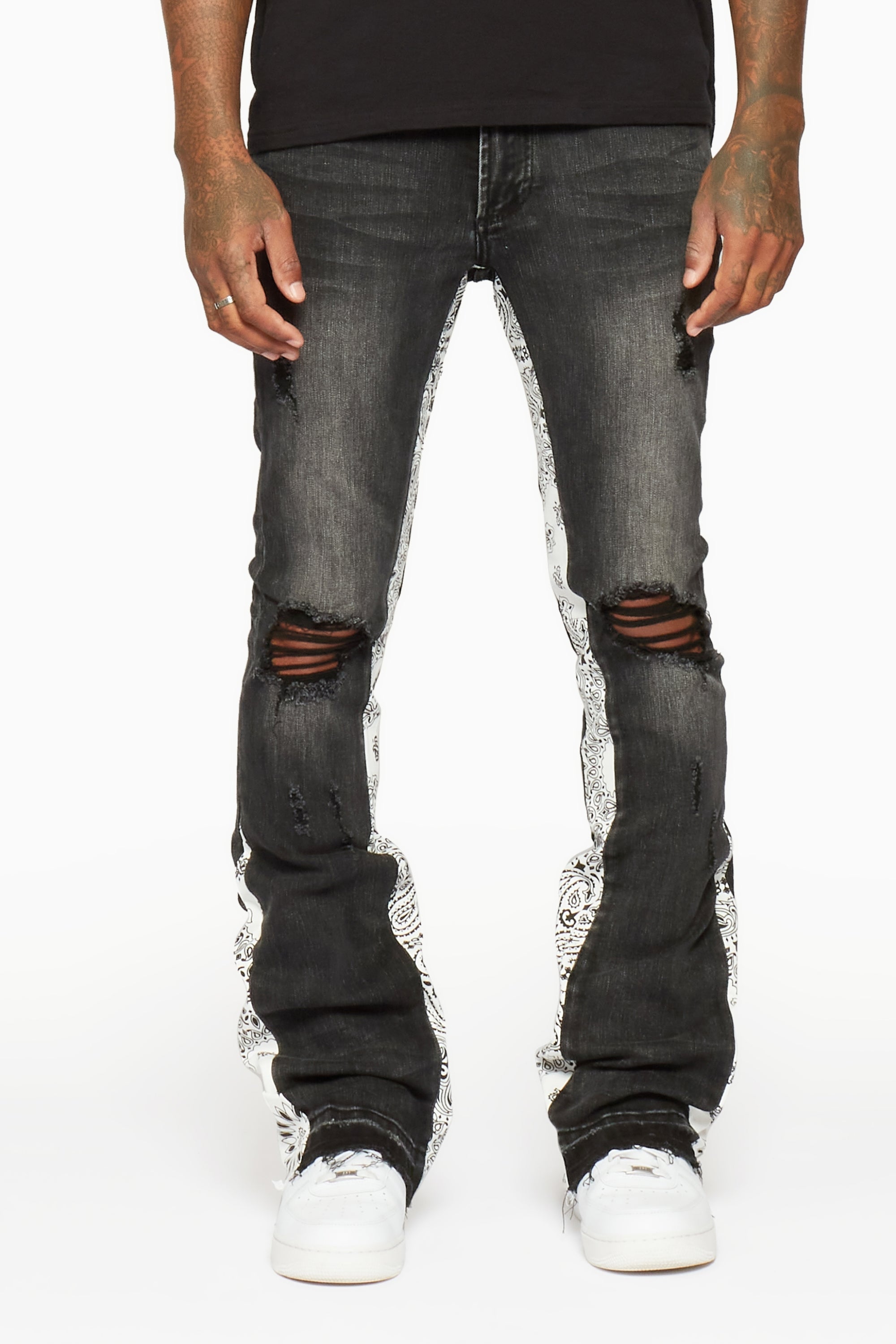 Calça Jeans Wiz Cinza Escuro/Branco com Pernas Amplas Empilhadas - O Retalho