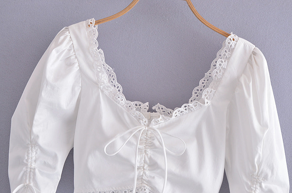 Blusa de Manga Curta com Gola Quadrada - O Retalho