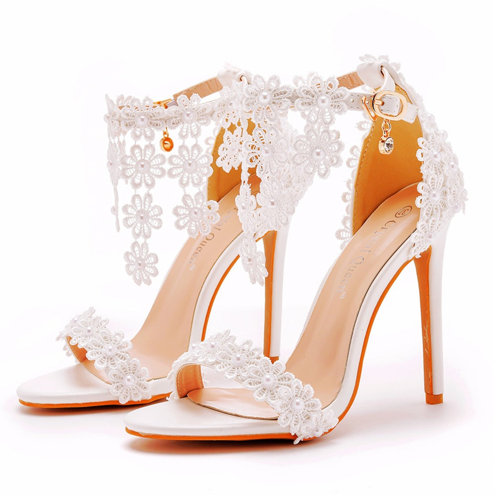 Sapatos de salto alto de bico fino - O Retalho