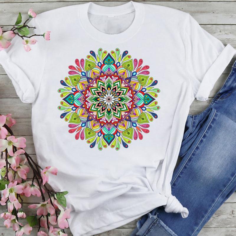 Camiseta com estampa gola redonda - O Retalho