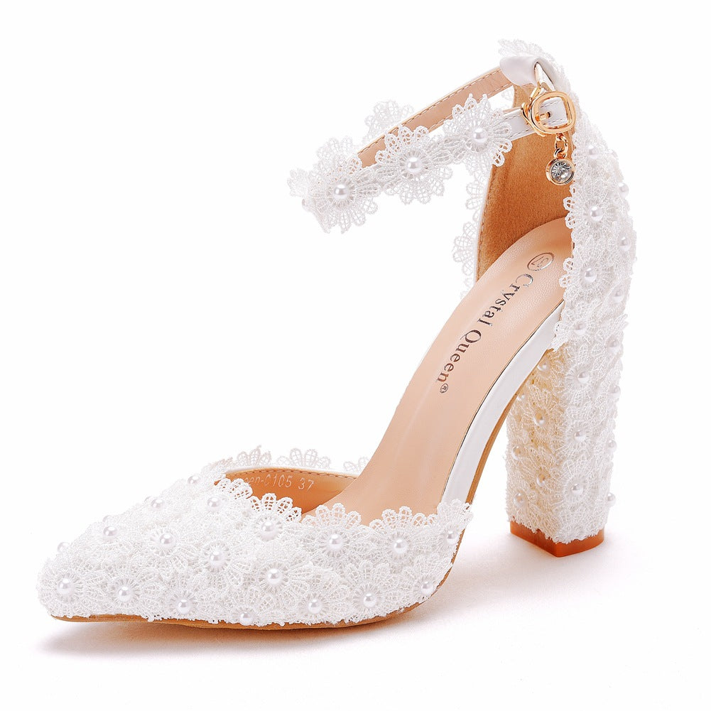Sapatos de salto alto de bico fino - O Retalho